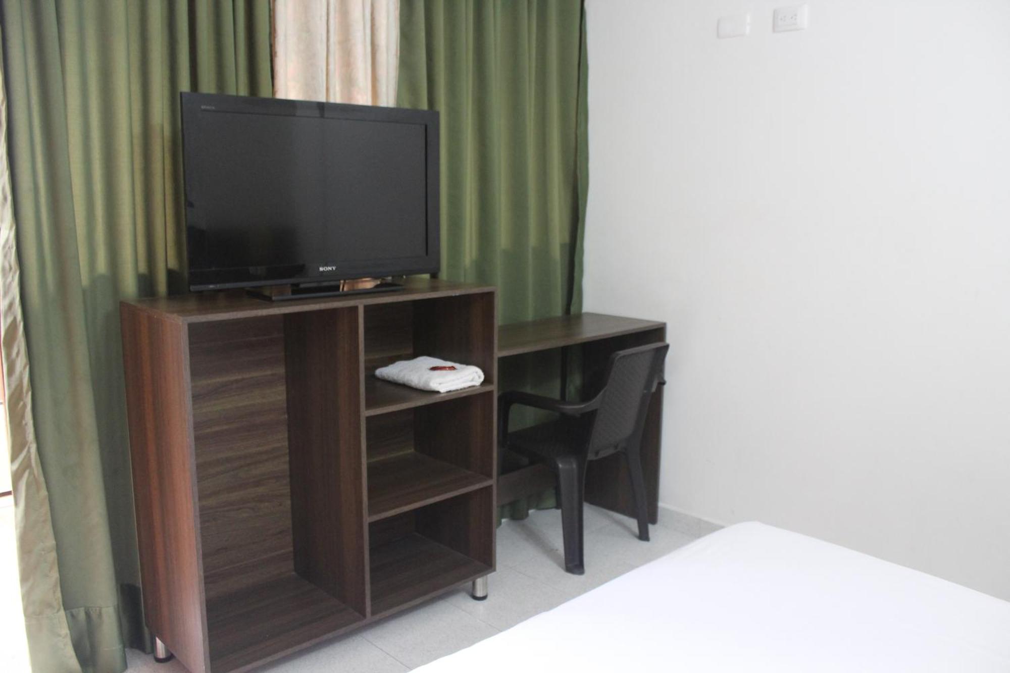 חירארדוט Hotel Elimar מראה חיצוני תמונה