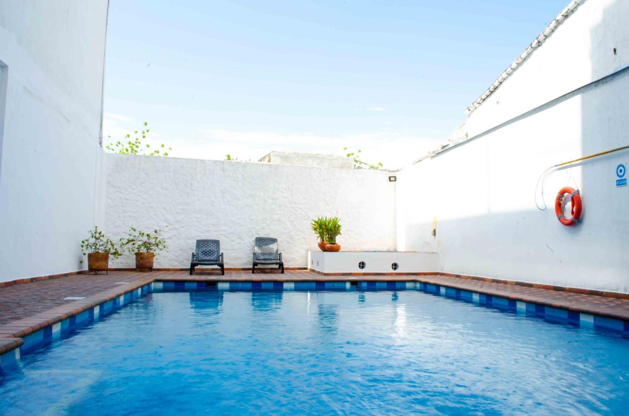 חירארדוט Hotel Elimar מראה חיצוני תמונה