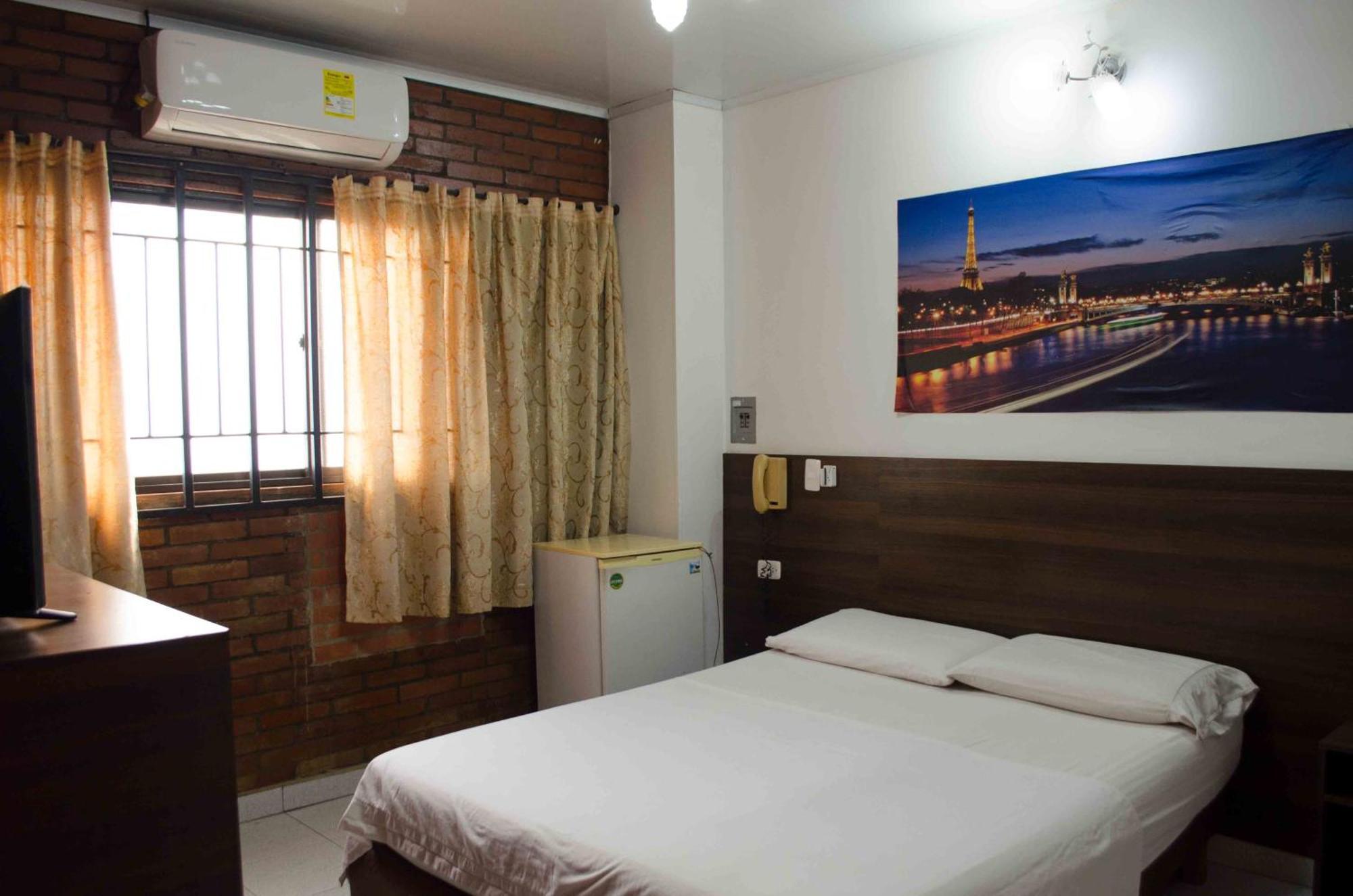 חירארדוט Hotel Elimar מראה חיצוני תמונה